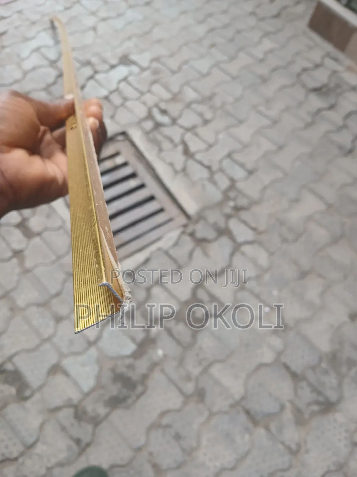 Quality L-Shape Gold Profile