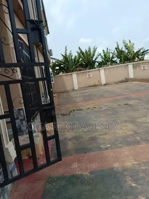 Photo - 1bdrm Room & Parlour in Benin City for rent