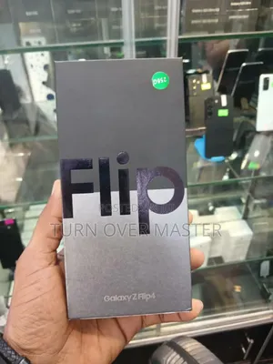New Samsung Galaxy Z Flip4 256 GB