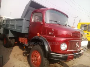 Mercedes 1113 Tipper