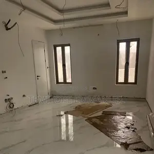 5bdrm Townhouse / Terrace in Banana Island for rent