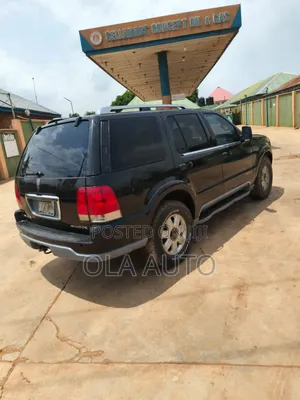 Photo - Lincoln Aviator 2004 Black