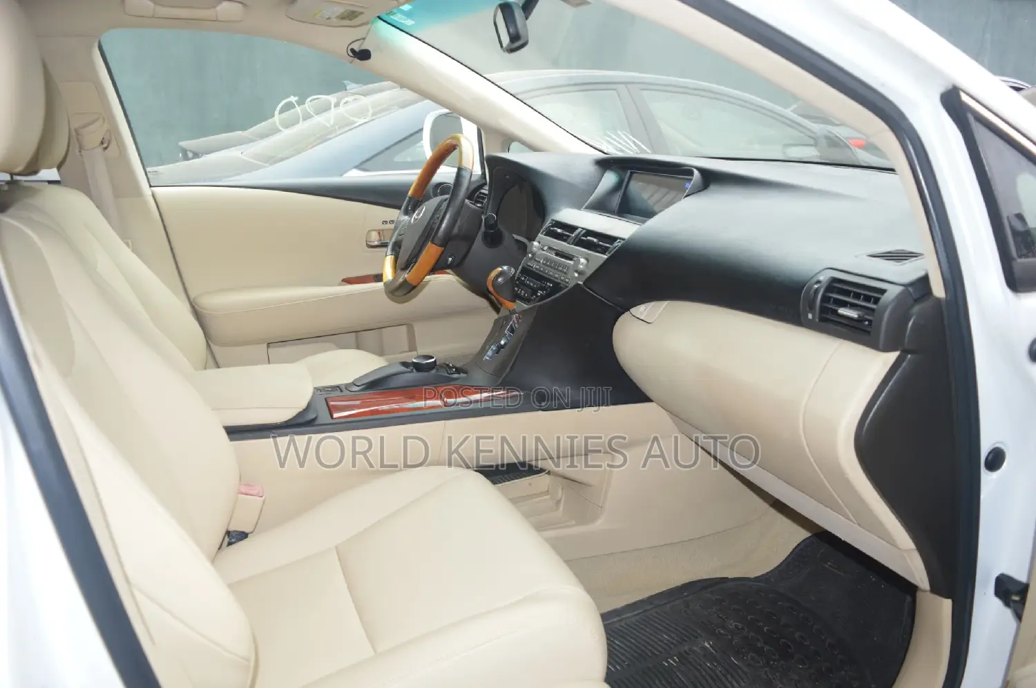 Lexus RX 2010 White