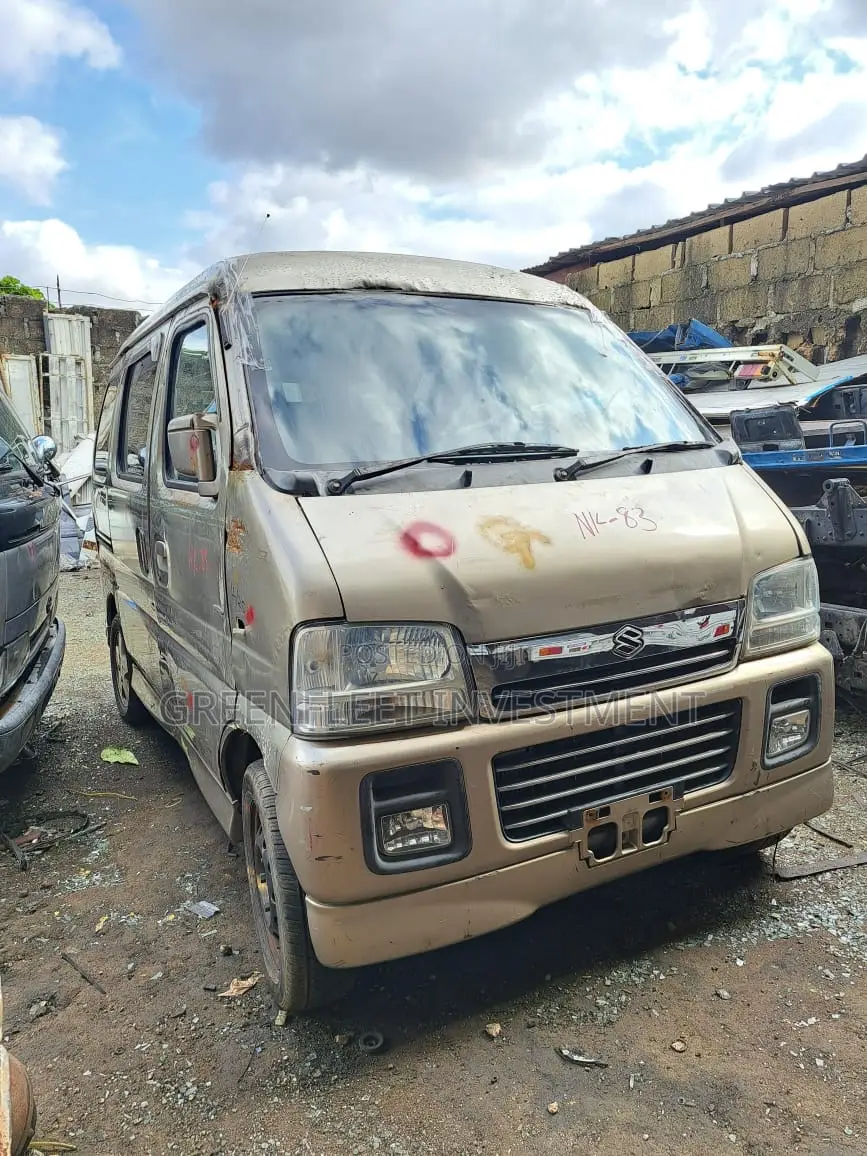 Suzuki Every 2008 Gold