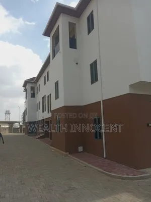 3bdrm Block of Flats in Guzape District for rent