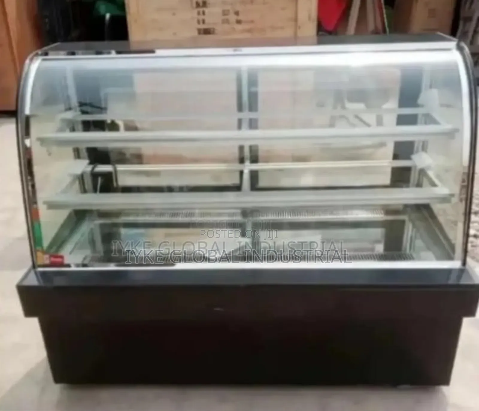 Standing Cake Chiller