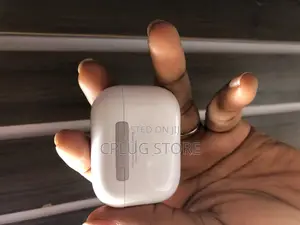 (Used Apple Airpods Pro)_crystal Clear Audio! 