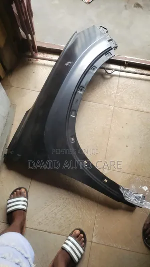Fender Hyundai Santafe 2023