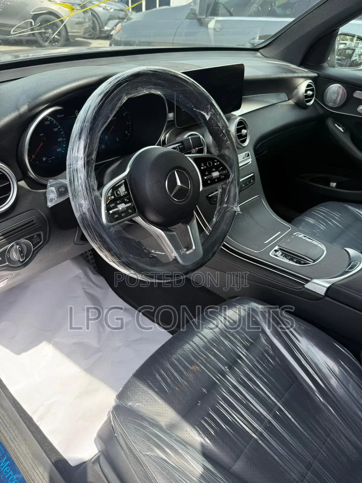 Mercedes-Benz GLC-Class 2021 Gray