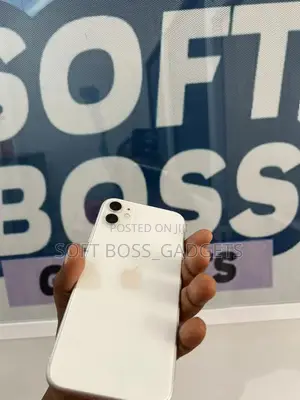 Apple iPhone 11 64 GB White