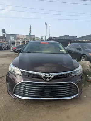 Photo - Toyota Avalon 2016 Black