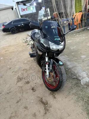 Photo - Kawasaki Ninja 650 2011 Black