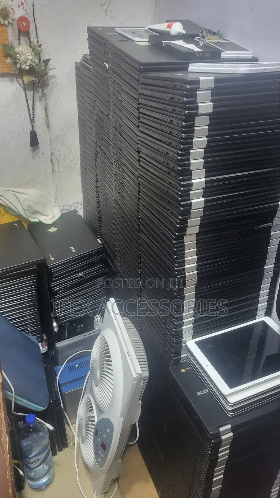 Laptop Acer 4GB HDD+SSD 32GB