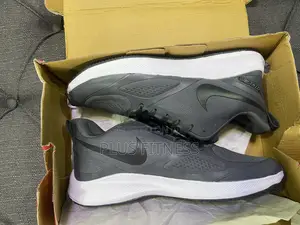 Nike Guide 10 Sneakers
