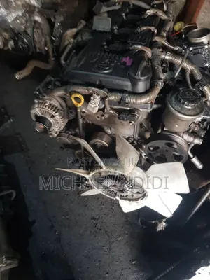 Toyota Hilux Hummer Bus Engine