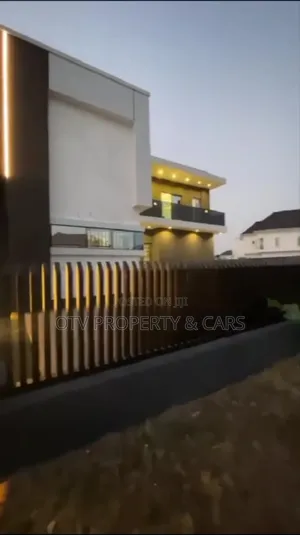 Furnished 5bdrm Duplex in Lekki for sale