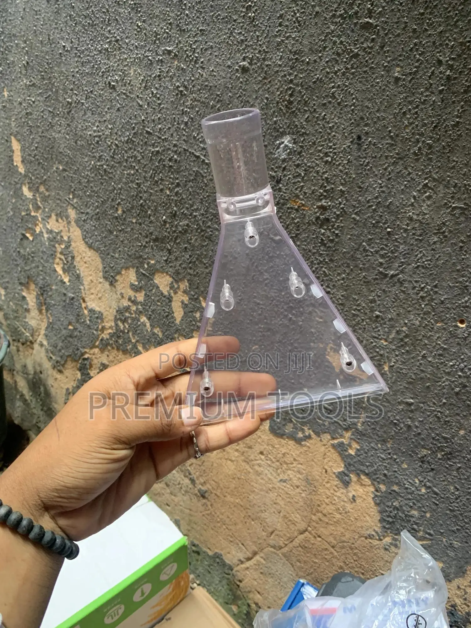 Extractor Mouth For Vacuum Cleaner