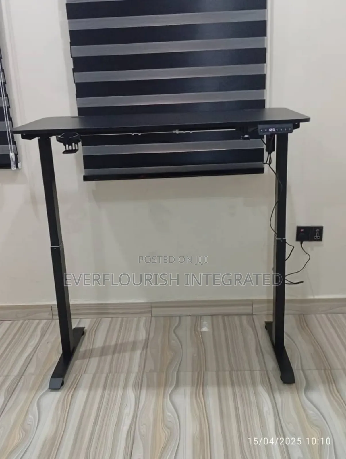 Electric Adjustable Table Height Black Colour