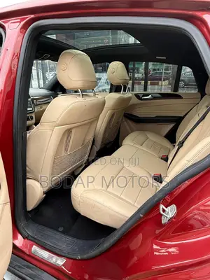 Mercedes-Benz GLE-Class 2016 Red