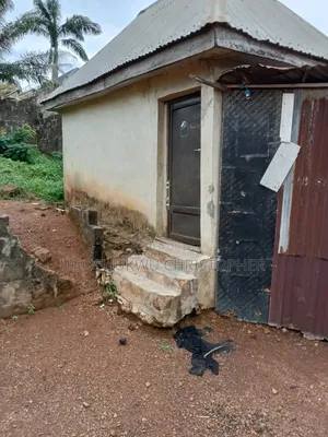 Poultry House to Let