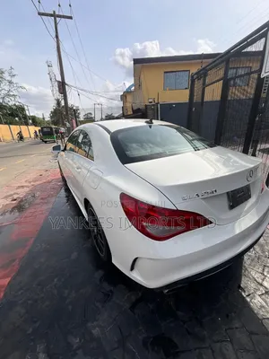 Mercedes-Benz CLA-Class CLA 250 4MATIC Sedan 2016 White