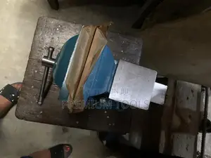 Bench Vice 6 Inches