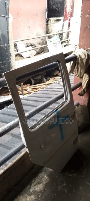 Empty Door Jeep Wrangler 2018/2024