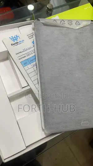 New Samsung Galaxy Tab E 8.0 8 GB Black
