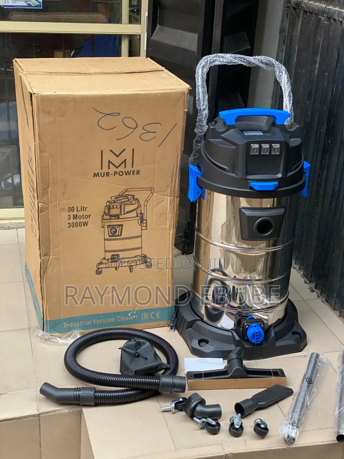 80l Mur -Power Vacuum Cleaner