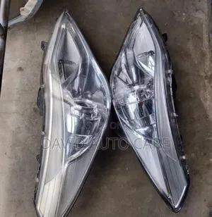 Set Head Lamp Hyundai Azera 2012