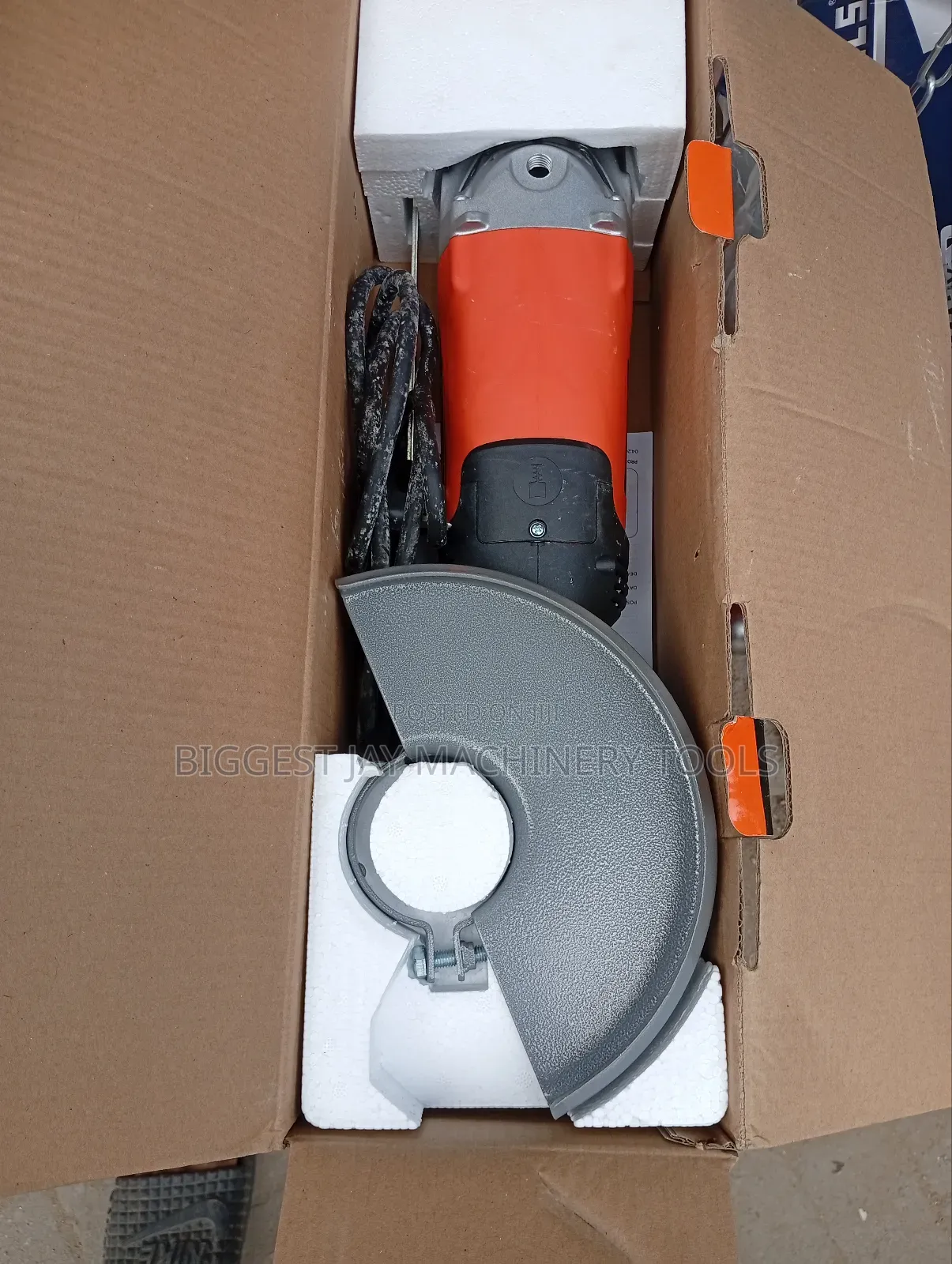 Angle Grinder 9" Black Decker