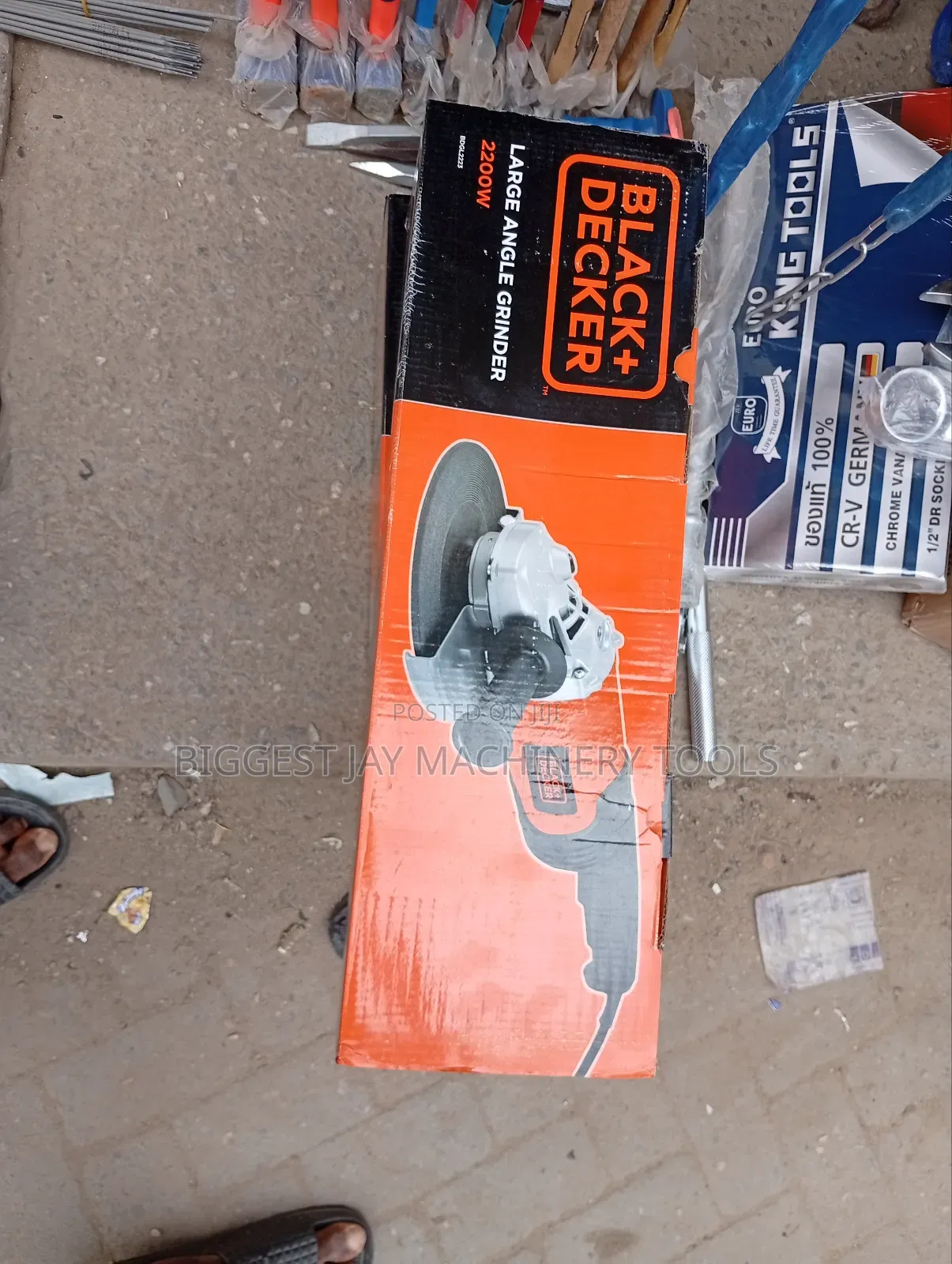 Angle Grinder 9" Black Decker