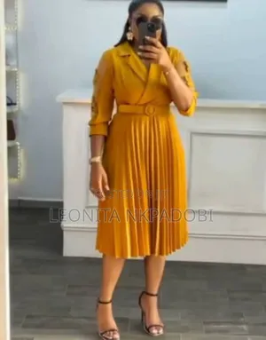 Elegant Pleated Yellow Turkey Dress