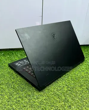 Laptop MSI 16GB Intel Core I7 SSD 1T