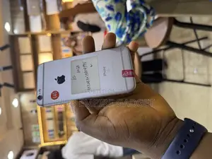 Apple iPhone 6s 64 GB Silver
