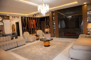 Luxury Water  Front 3bedroom Apartment With