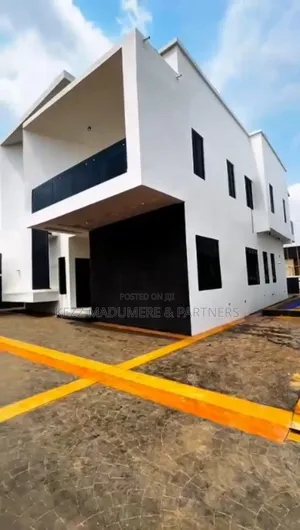 5bdrm Duplex in Gra , Enugu for sale