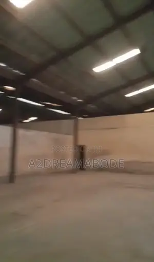 Moderate Warehouse