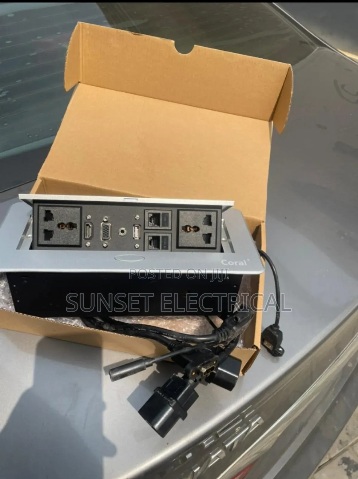 Table Socket With 2 Multi Socket and 2 Data ,1 Hdmi