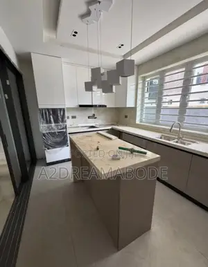 5bdrm Duplex in Adeniyi Jones, Ikeja for rent
