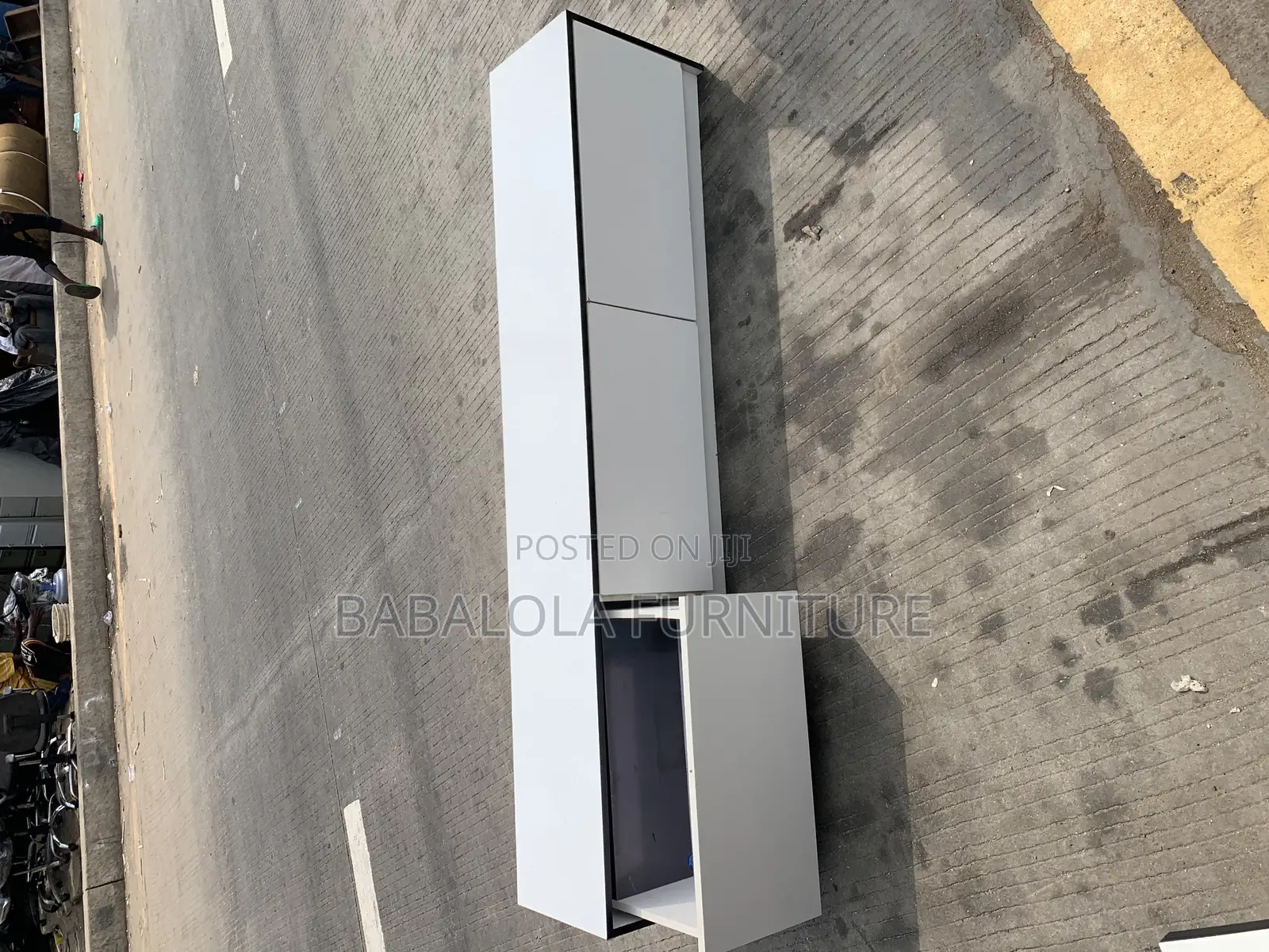 6 Feet Shelf