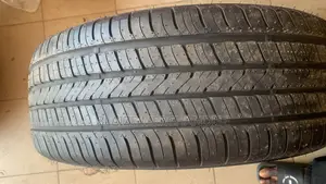 235/55r18 Dunlop Tyre