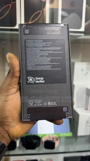 New Samsung Galaxy S25 128 GB Black