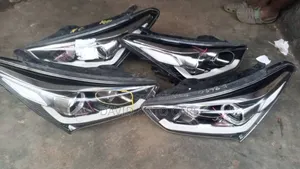 Set Head Lamp Hyundai Grand Santafe 2018