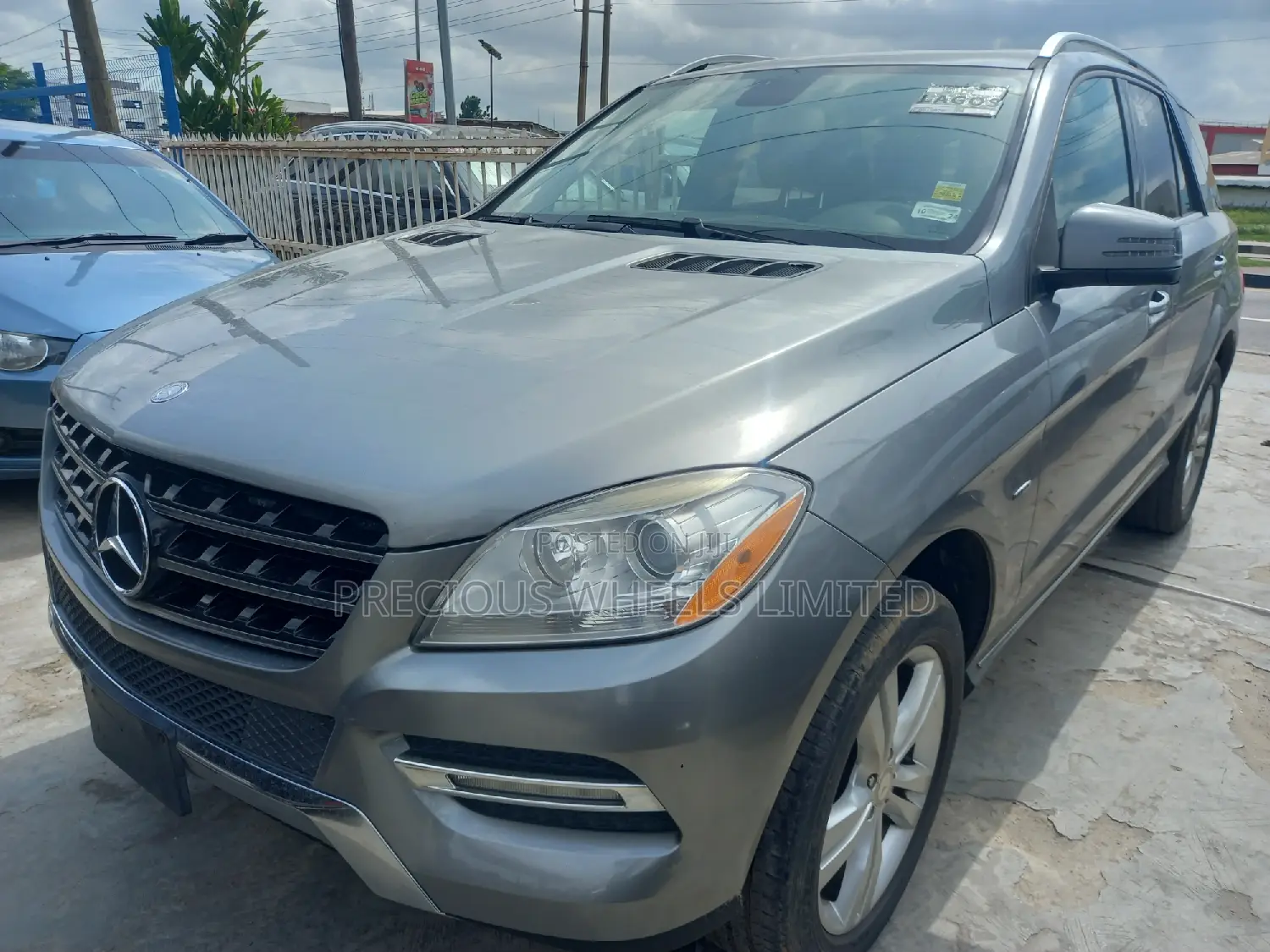 Mercedes-Benz M Class 2012 Silver