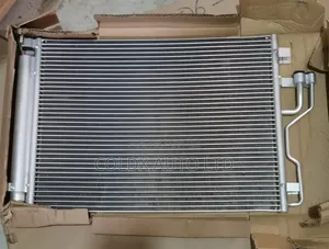 Brand New Oem Hyundai Ix35 Kia Sportage Short Condenser