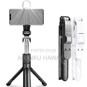 Selfie Stick With Light