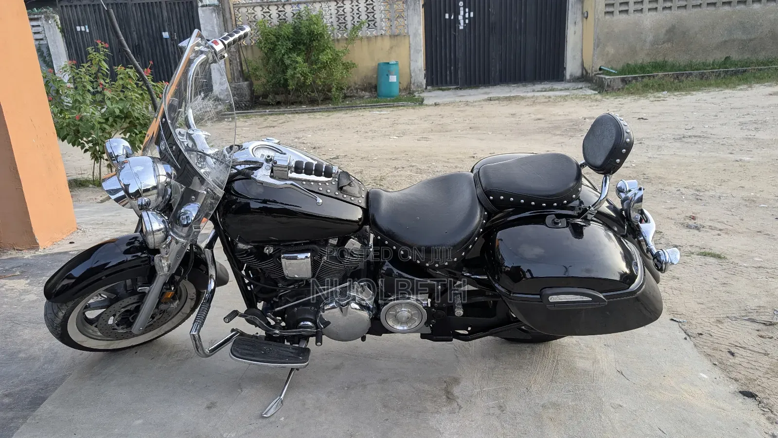 Yamaha 2005 Black
