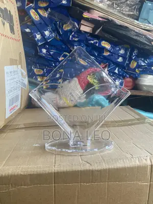 Transparent Serviette and Napkin Holder