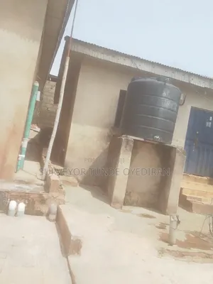 4bdrm Bungalow in Riverview Estate, Ikorodu for sale